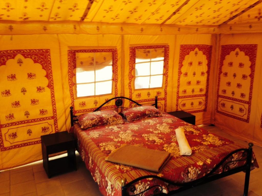 Raj Resorts Jaisalmer Phòng bức ảnh